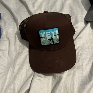 Yeti hat